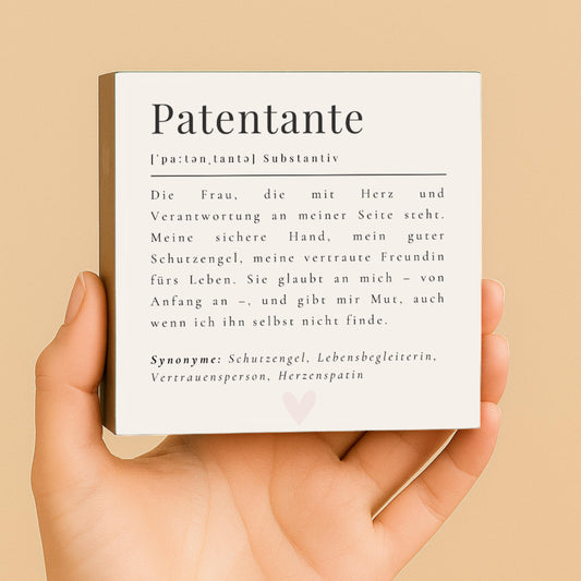 Patentante Definition Holzschild – 10x10 cm Mini Art Print – Kleines Geschenk & moderne Typografie-Deko zum Hinstellen oder Aufhängen