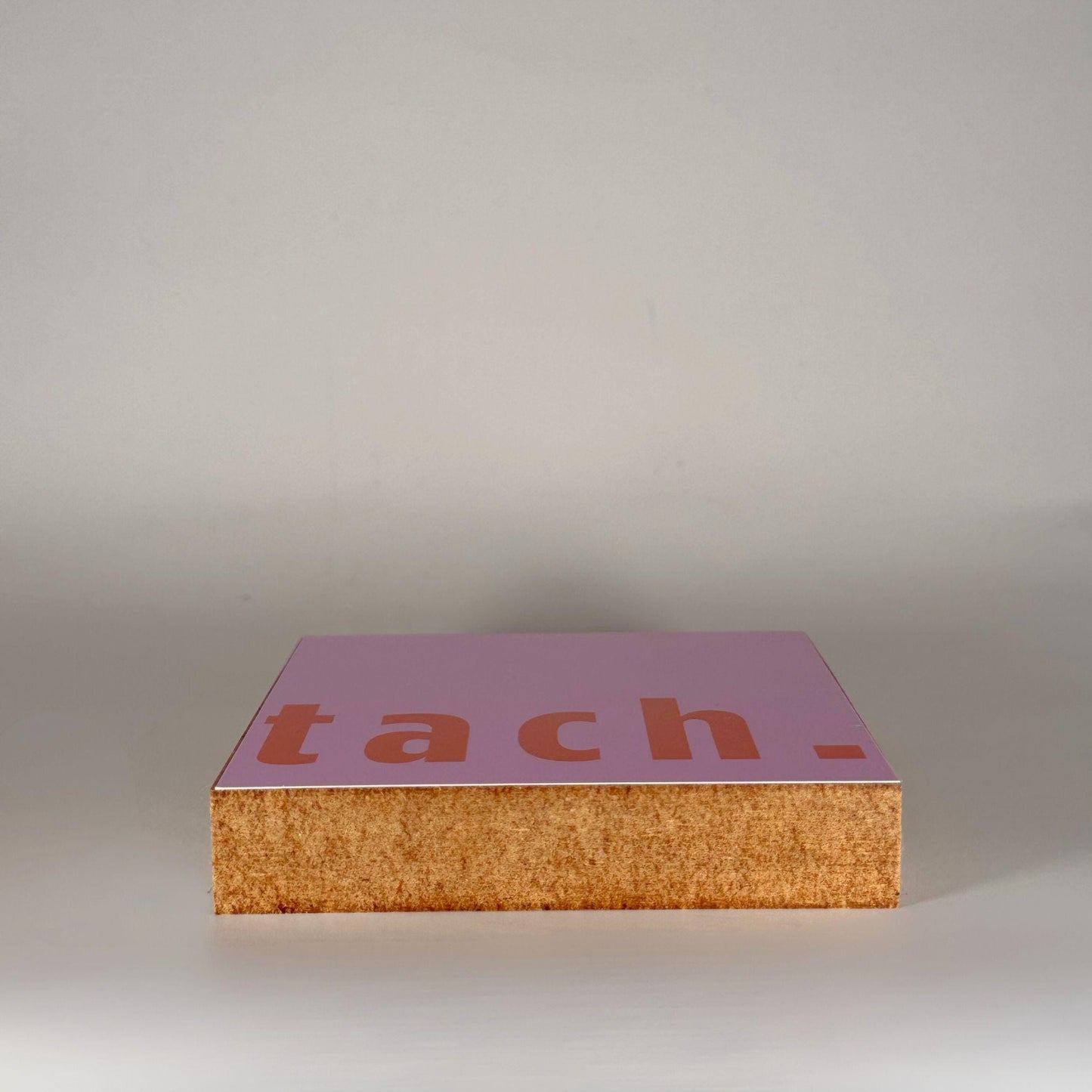 tach. Holzbild – 10x10 cm Mini Art Print – Typografie Wanddeko zum Hinstellen & Aufhängen