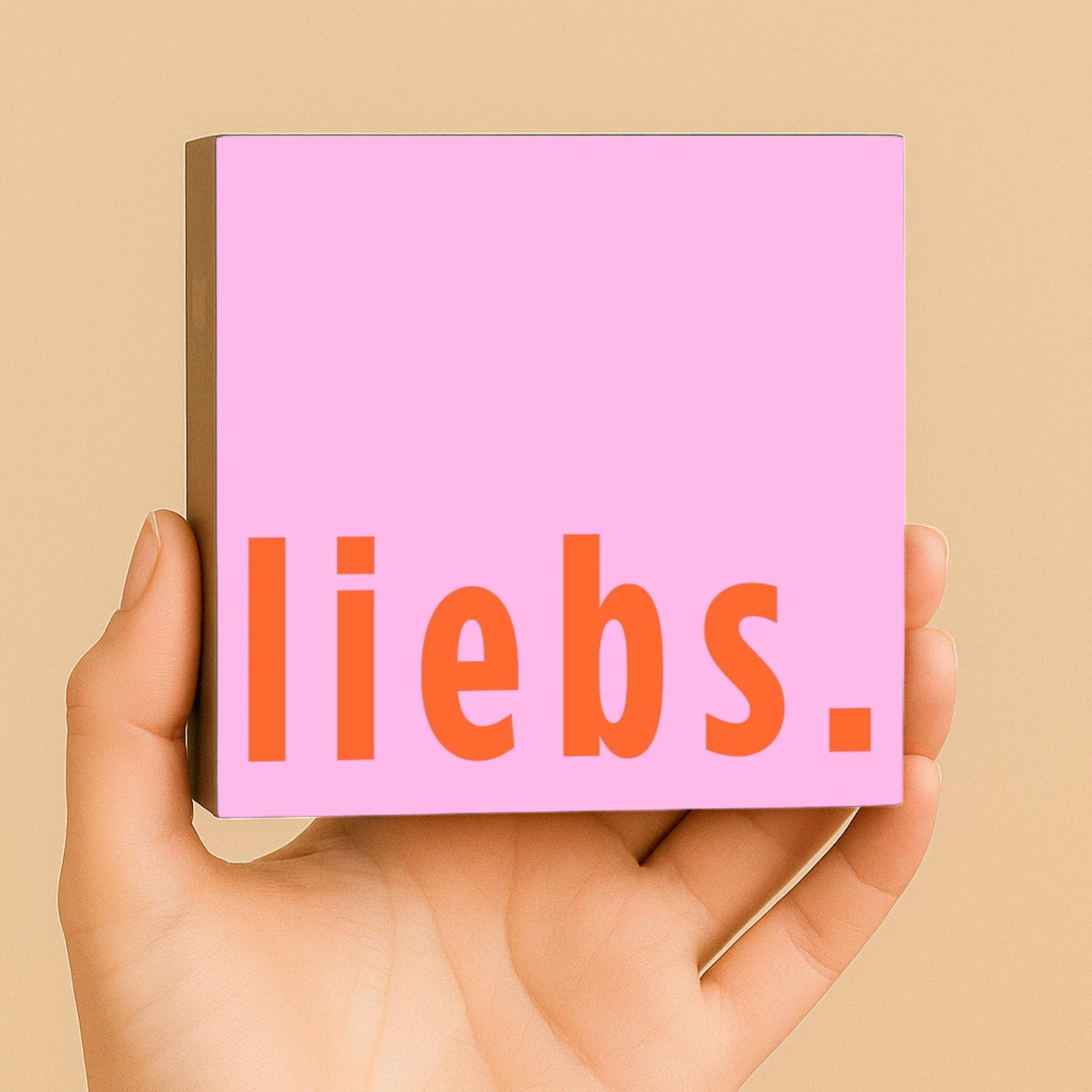 liebs. Holzbild – 10x10 cm Mini Art Print – Typografie Wanddeko zum Hinstellen & Aufhängen