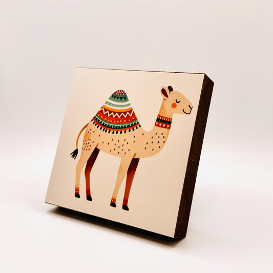 Kamel-Bild fürs Kinderzimmer aus Holz | Süße Babyzimmer-Deko | Geschenk zur Geburt | Mini Art Print 10 × 10 cm