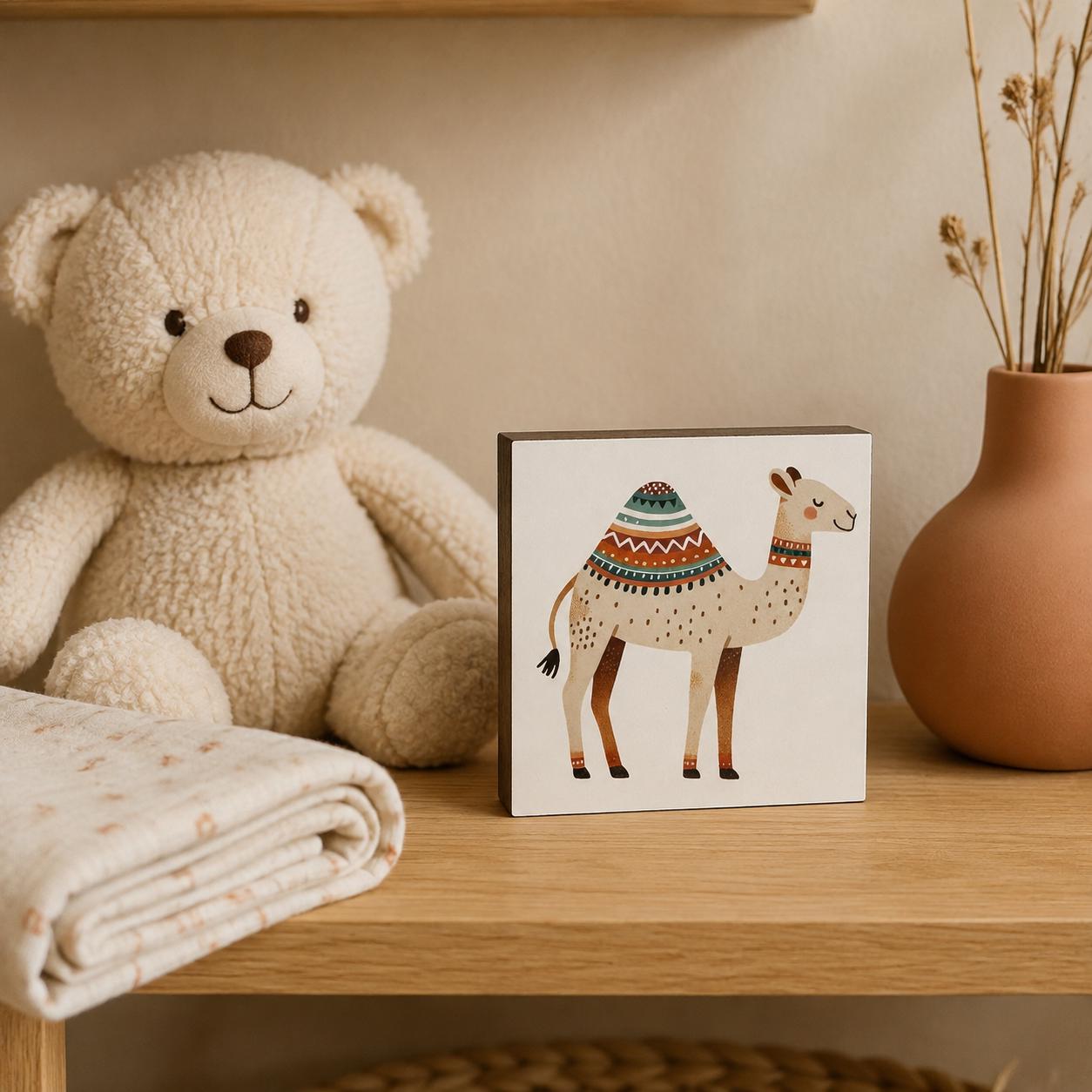 Kamel-Bild fürs Kinderzimmer aus Holz | Süße Babyzimmer-Deko | Geschenk zur Geburt | Mini Art Print 10 × 10 cm